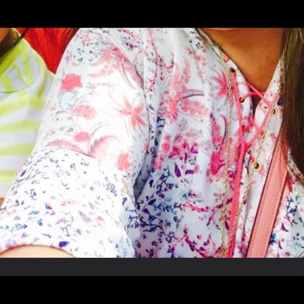Blouse - Picture 2 of 4